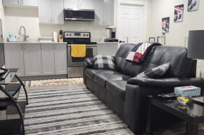 Cozy suite near Hospital, Stadium, Airport & RCMP